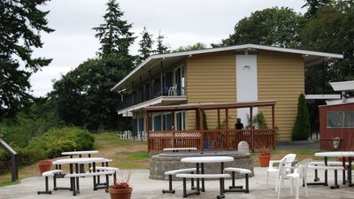 Astoria Crest Motel