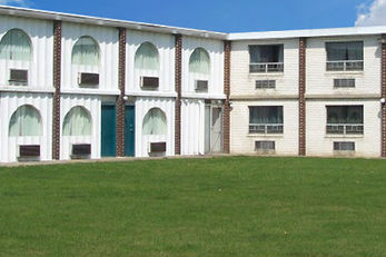 Harbor Inn