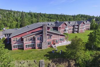 Cove Point Lodge
