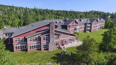 Cove Point Lodge
