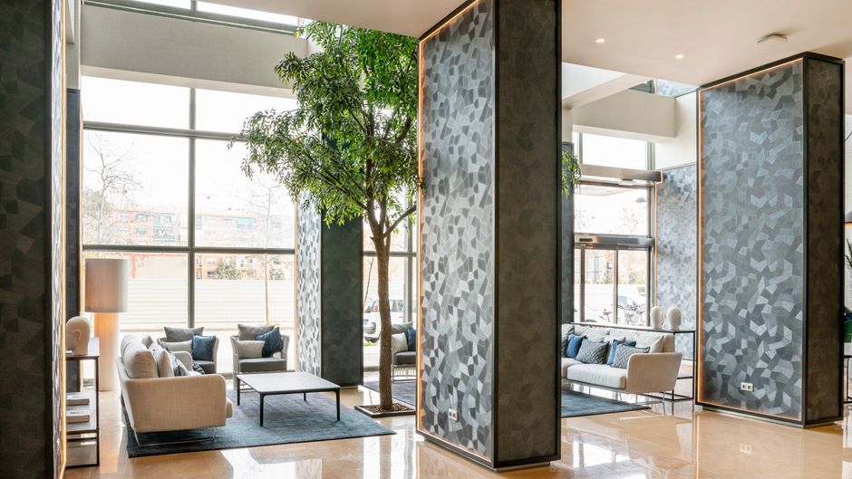 Hotel Ilunion Valencia Lobby
