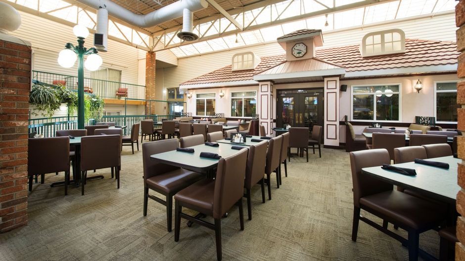 Victoria Inn Hotel & Convention Centre Restaurant
