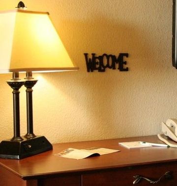 Expressway Suites