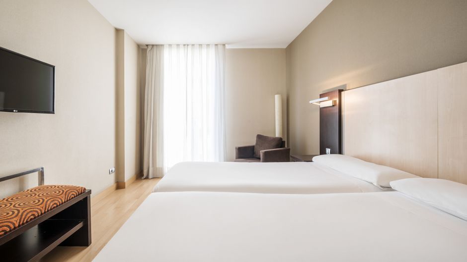 Hotel Ilunion Auditori Room