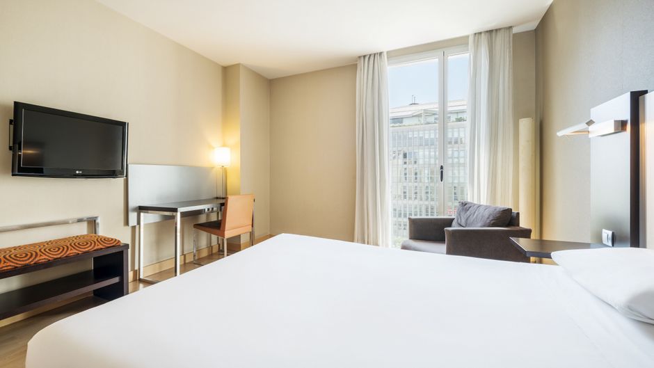 Hotel Ilunion Auditori Room