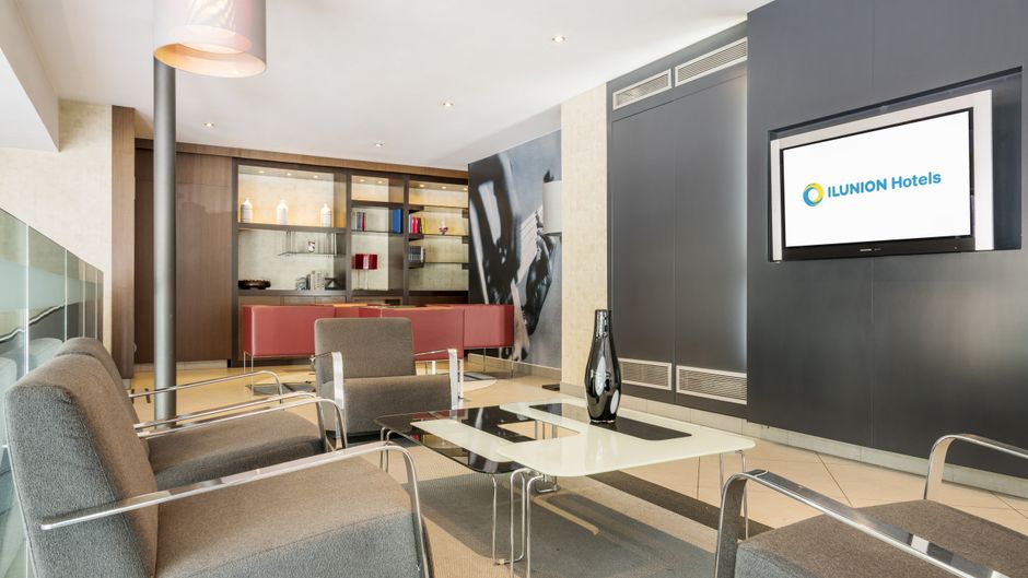 Hotel Ilunion Auditori Lobby