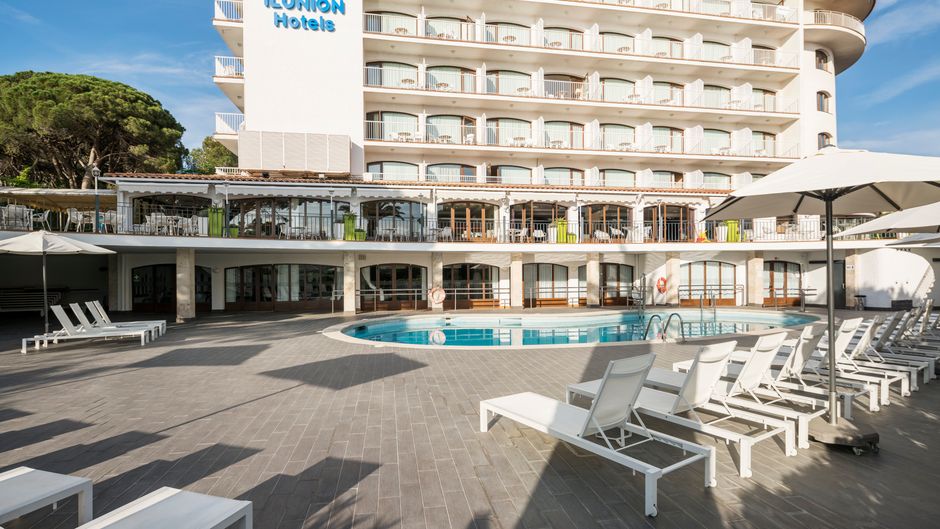 Hotel Ilunion Caleta Park Exterior