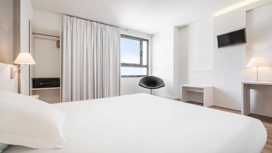 Hotel Ilunion Valencia 3 Suite