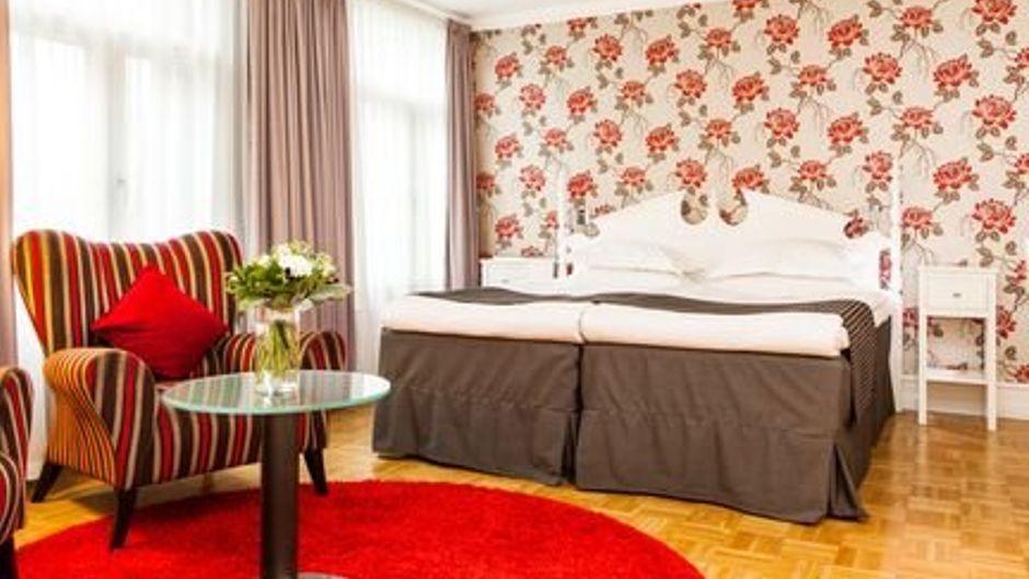 Elite Hotel Savoy Room