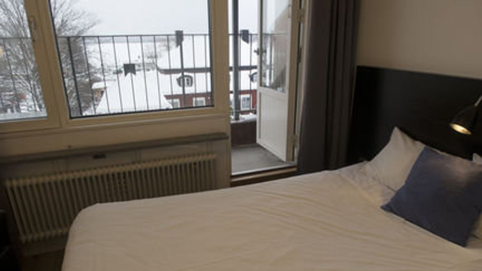 Hotel Bishops Arms, Mora Room