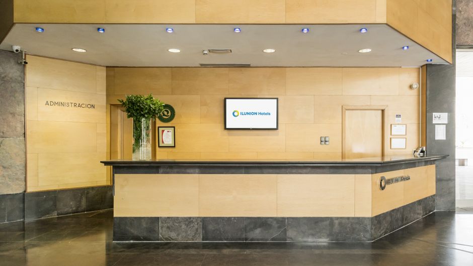 Ilunion Alcala Norte Hotel Lobby