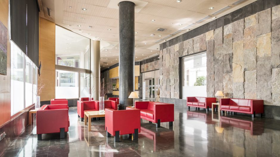 Ilunion Alcala Norte Hotel Lobby