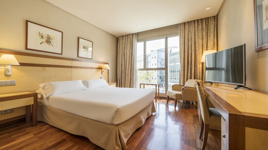 Ilunion Alcala Norte Hotel Room