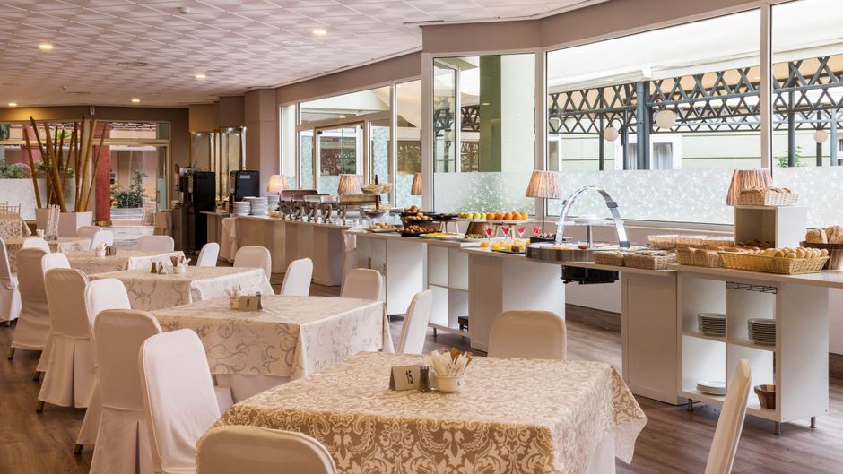 Ilunion Alcora Sevilla Restaurant