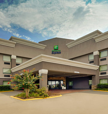 Holiday Inn Express West I40