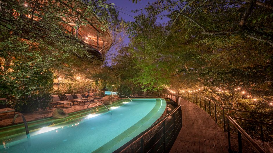 Rio Perdido Pool