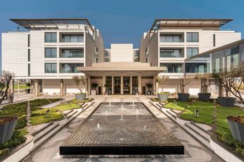 Fairmont La Marina Hotel & Residence