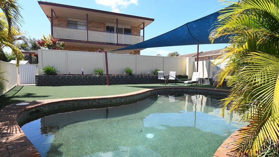 Kennedy Drive Motel Pool