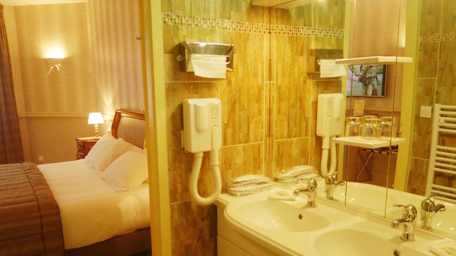 Belle Isle sur Risle Room
