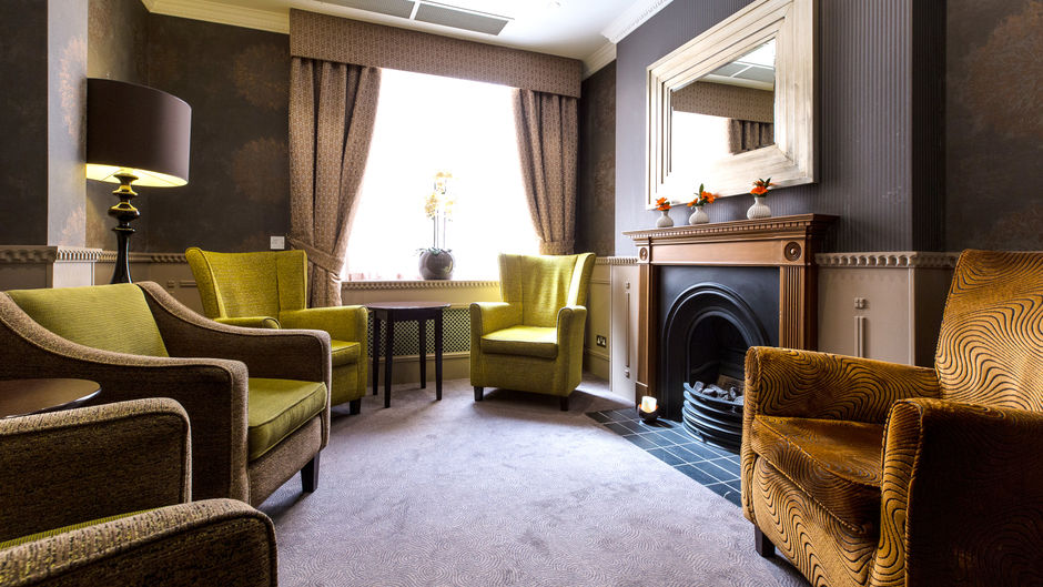 Phoenix Hotel London Lobby