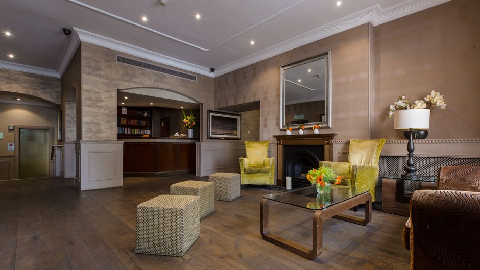 Phoenix Hotel London Lobby