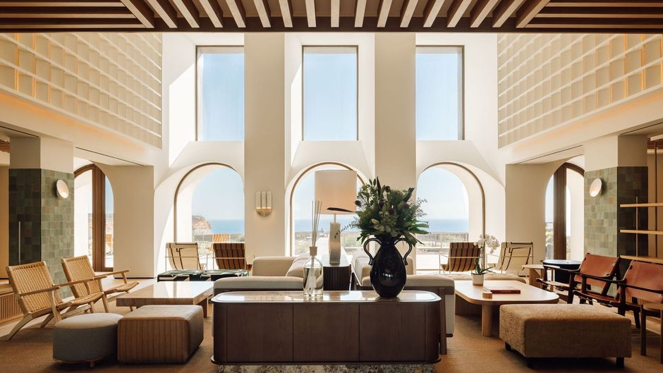 Aethos Ericeira Lobby