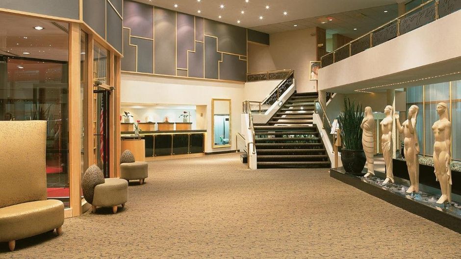 White Oaks Conference Resort and Spa Lobby