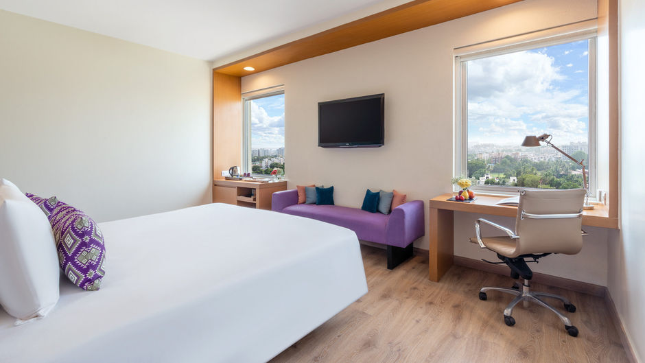 Vivanta Ahmedabad SG Highway Room