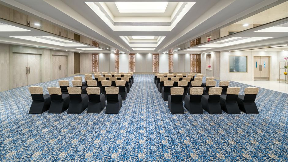 Vivanta Ahmedabad SG Highway Meeting