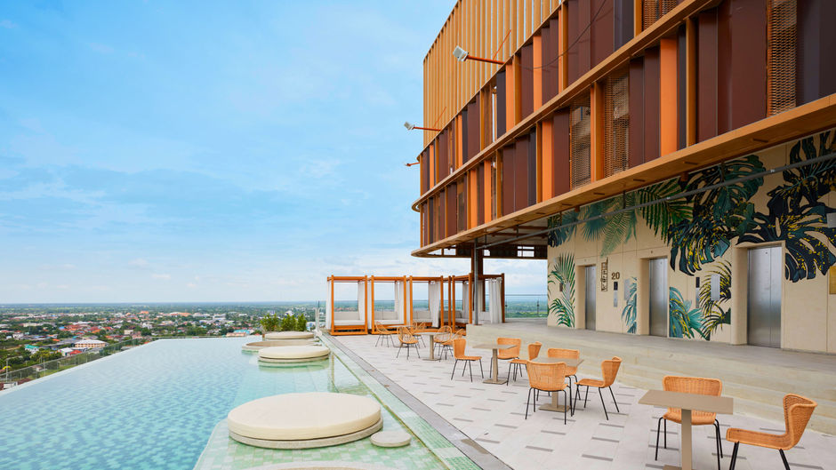 Centara Korat Pool