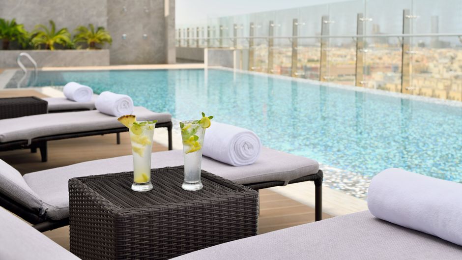 Crowne Plaza Jeddah Al Salam Pool