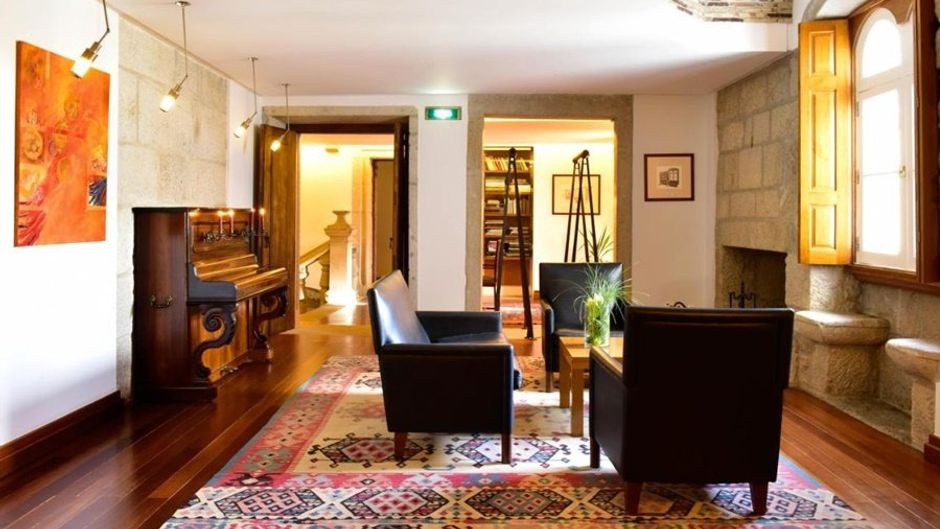 Casa Melo Alvim Lobby