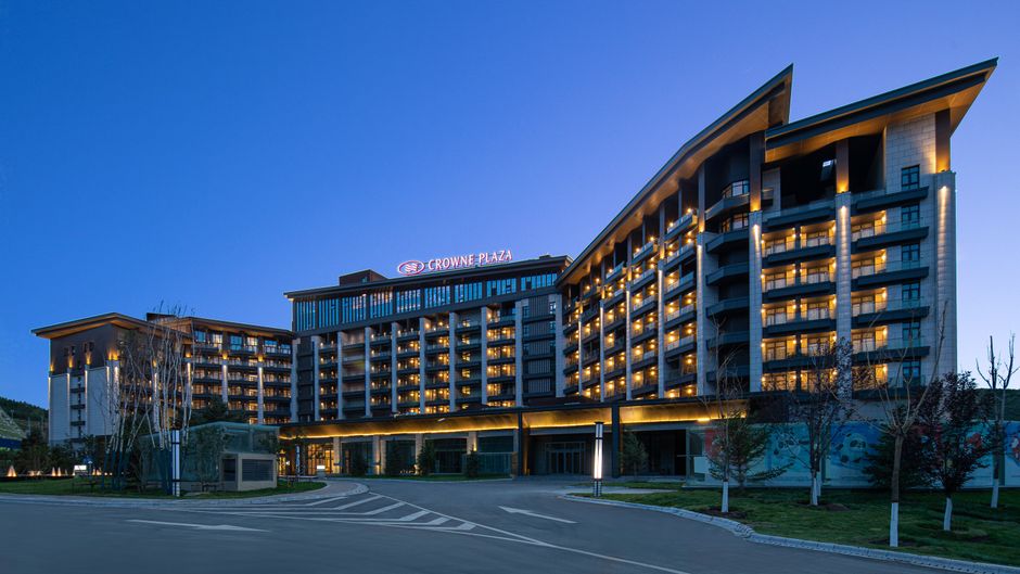 Crowne Plaza Chongli Resort Exterior