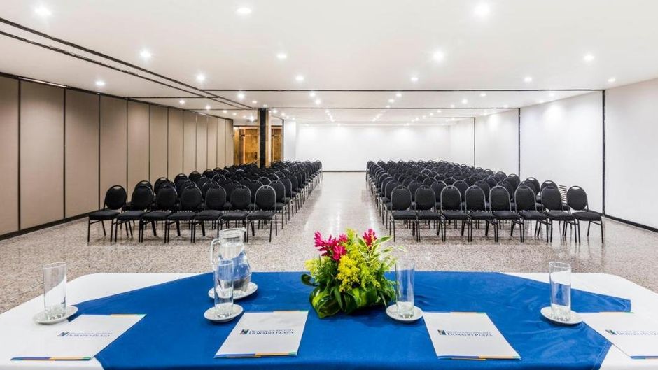 Hotel Dorado Plaza Meeting