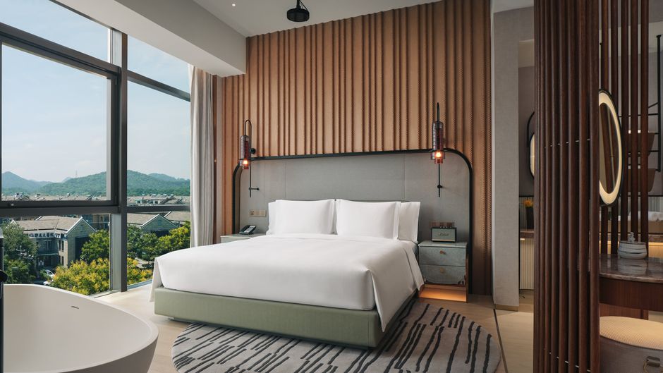 Hotel Indigo Uptown Suite