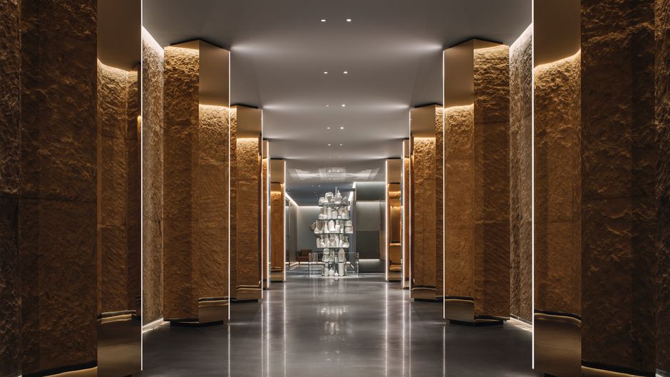 Hotel Indigo Uptown Lobby