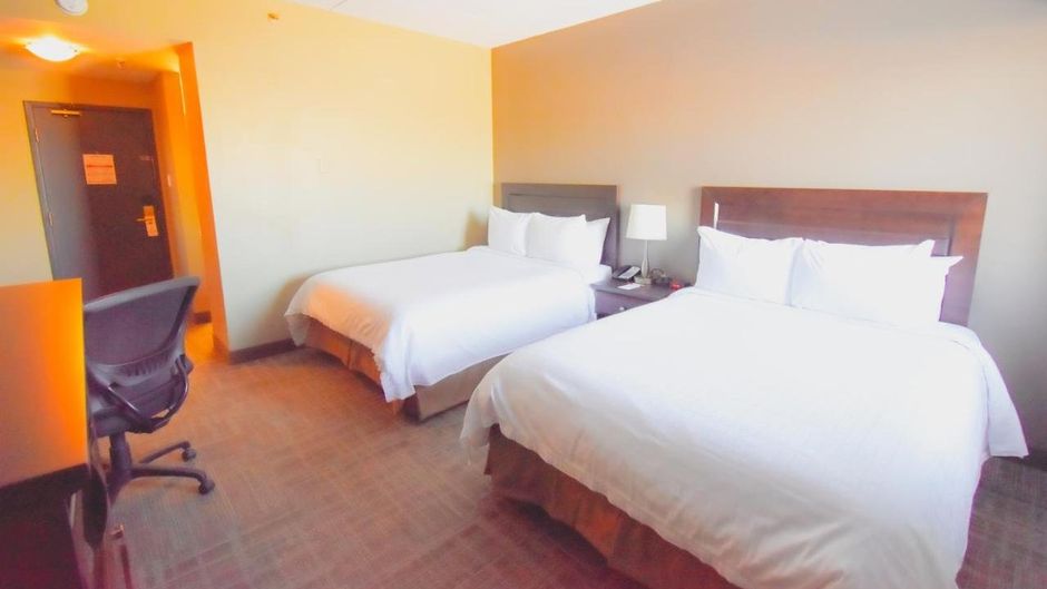 Canad Inns Portage la Prairie Room