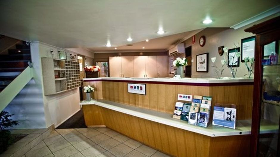 Centre Point Motor Inn Lobby