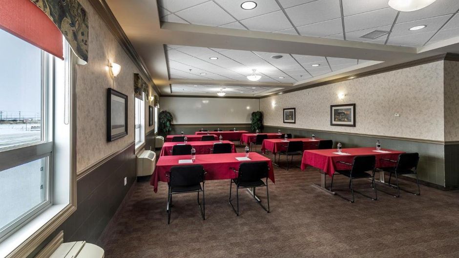 Redwood Inn & Suites Other