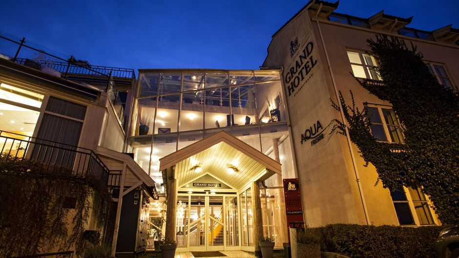 Grand Hotel Asgardstrand Exterior
