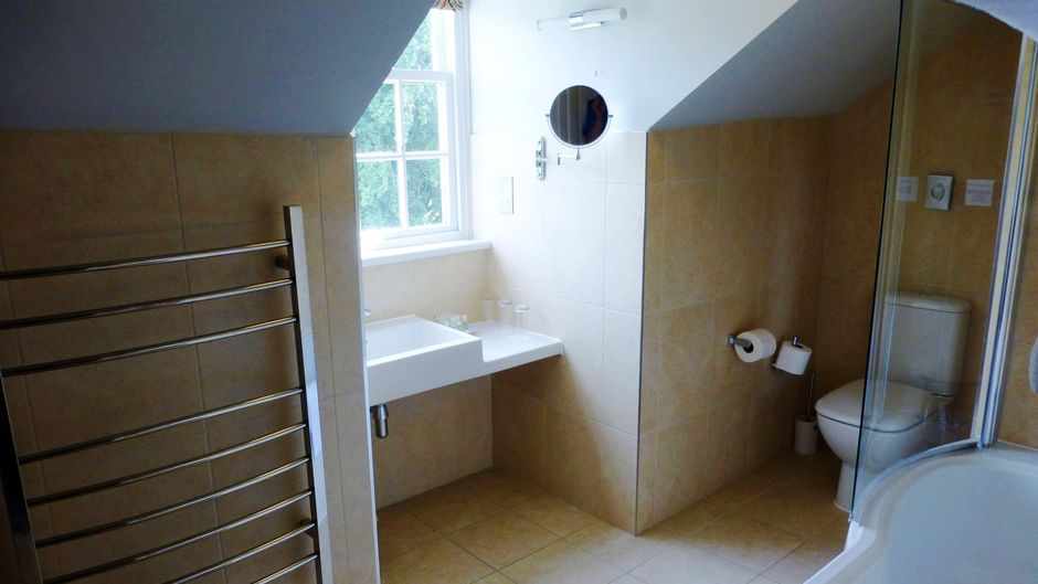 The Riverside House Hotel Room