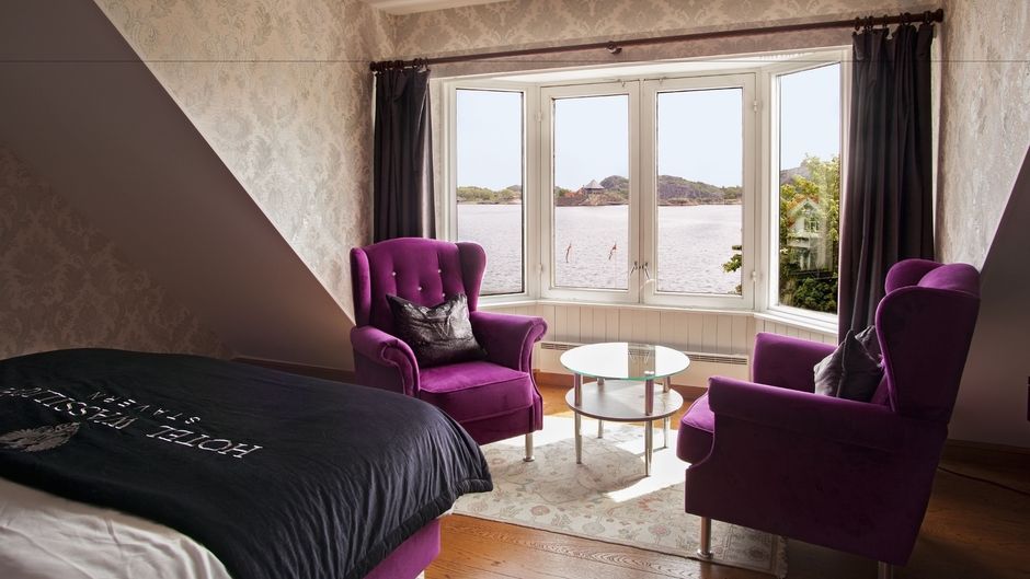 Wassilioff Hotel Room