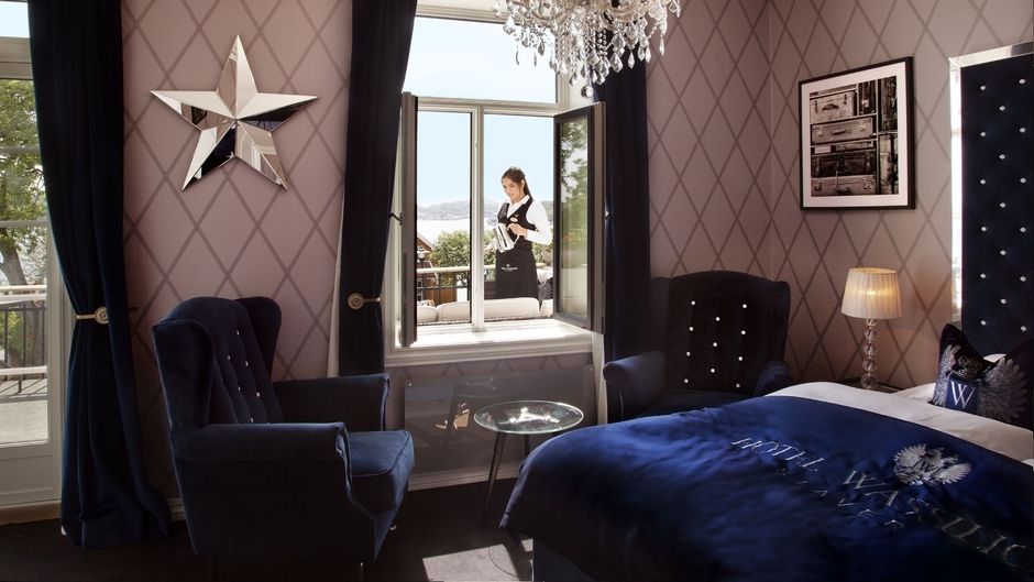 Wassilioff Hotel Room
