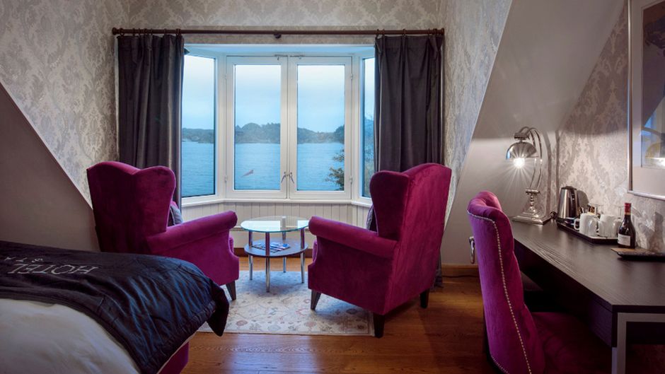 Wassilioff Hotel Room