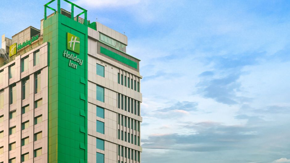 Holiday Inn Dhaka City Centre Exterior