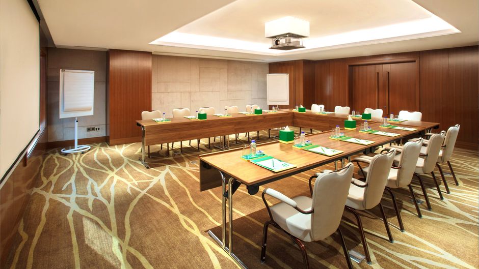 Holiday Inn Dhaka City Centre Meeting