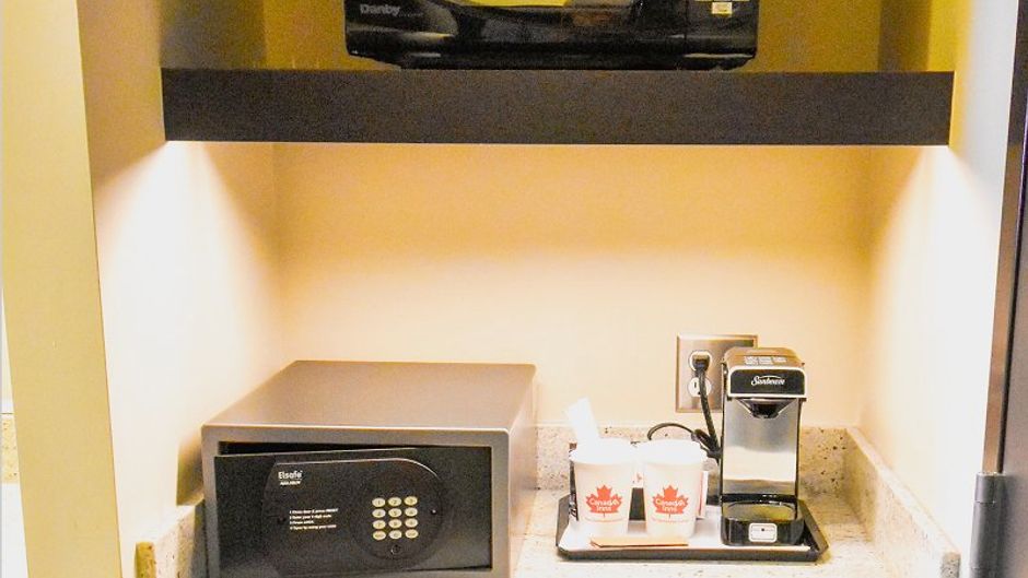Canad Inns Health Sciences Centre Room