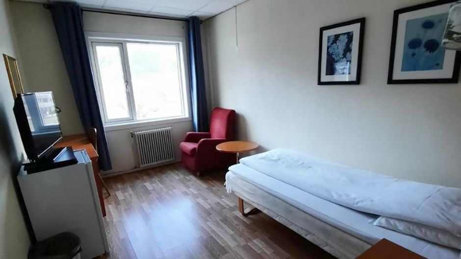 Sunndalsora Hotell Room