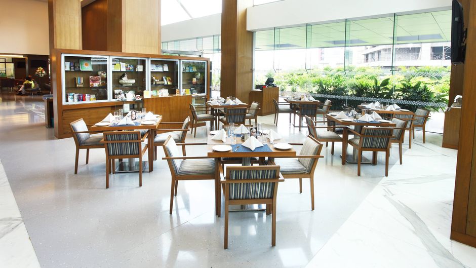 Four Points by Sheraton Navi Mumbai Restaurant