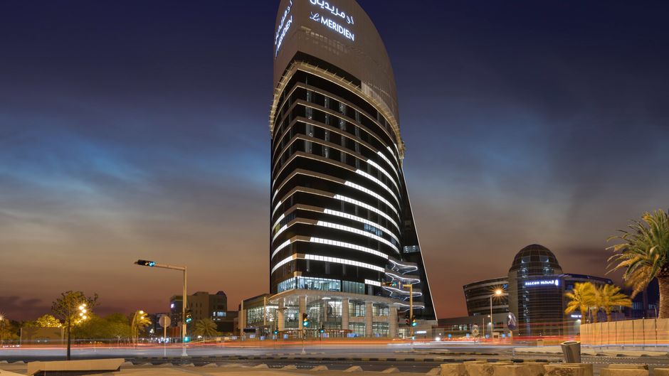 Le Meridien Riyadh Exterior
